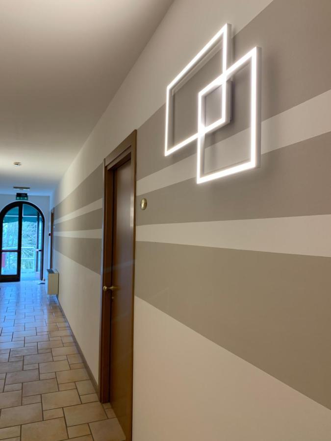 Hotel Lory Ficarolo מראה חיצוני תמונה