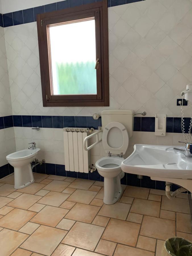 Hotel Lory Ficarolo מראה חיצוני תמונה