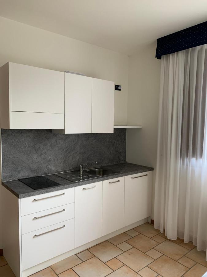 Hotel Lory Ficarolo מראה חיצוני תמונה