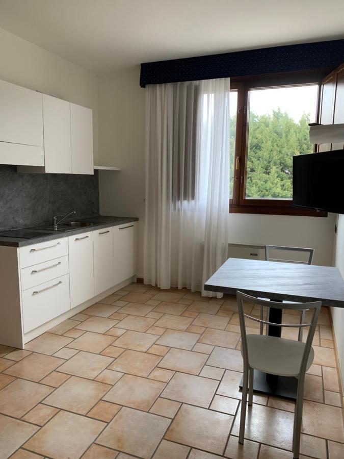 Hotel Lory Ficarolo מראה חיצוני תמונה